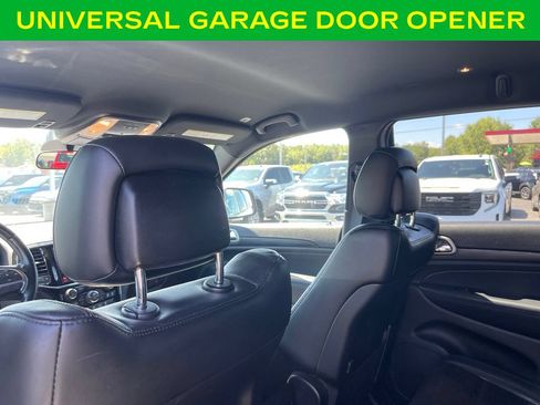 Used 2021 Jeep Grand Cherokee Laredo X AWD/4WD image 10