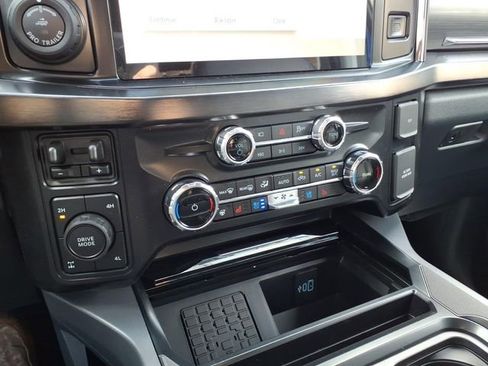 New 2026 Ford F250 Lariat w/ Lariat Premium Package AWD/4WD image 27