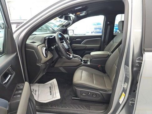 Certified 2023 Chevrolet Colorado ZR2 w/ Desert Boss Special Edition image 13