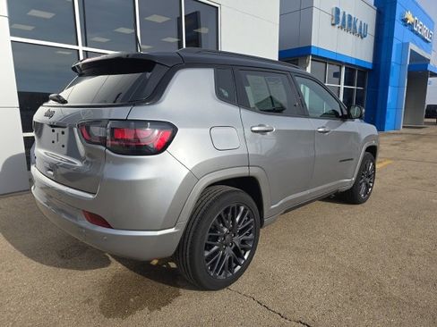 Used 2024 Jeep Compass Limited w/ High Altitude Package image 8