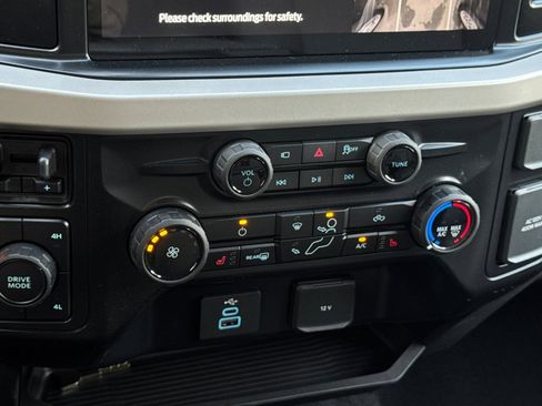 New 2026 Ford F250 XLT w/ XLT Premium Package image 19