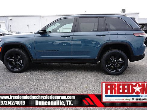 New 2026 Jeep Grand Cherokee Limited w/ Limited Altitude Package RWD image 2