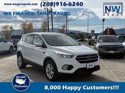 Used 2017 Ford Escape SE w/ SE Cold Weather Package