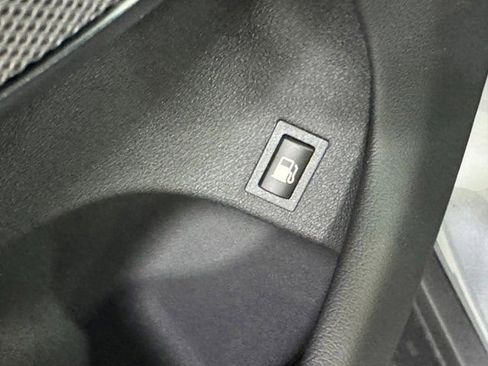 New 2026 BMW X5 xDrive50e image 28