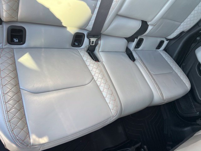 Used 2021 Jeep Gladiator Overland AWD/4WD image 23