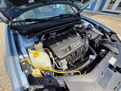 Used 2013 Dodge Avenger SXT FWD image 24