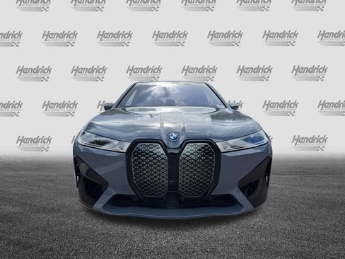 Used 2024 BMW iX xDrive50 w/ Premium Package AWD/4WD image 3
