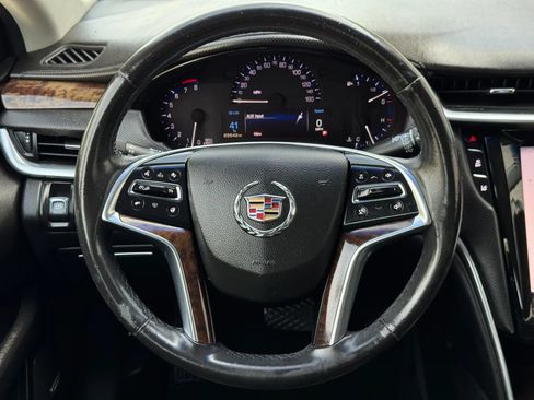 Used 2013 Cadillac XTS Luxury w/ Driver Awareness Package FWD image 32