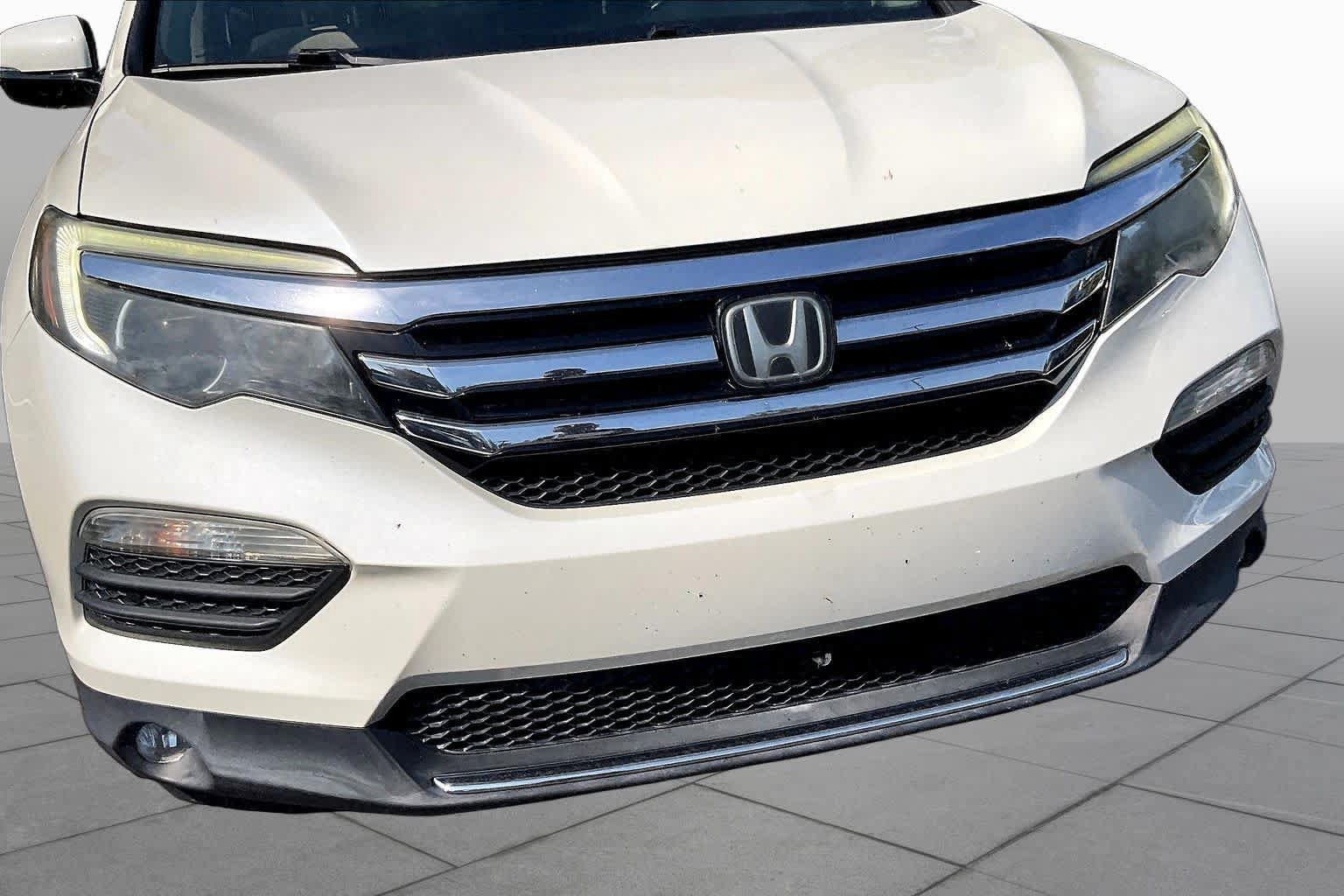 Used 2016 Honda Pilot Elite image 31