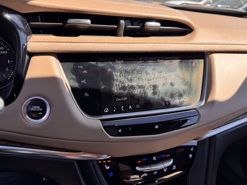 Used 2021 Cadillac XT5 Sportv w/ Platinum Package AWD/4WD image 23
