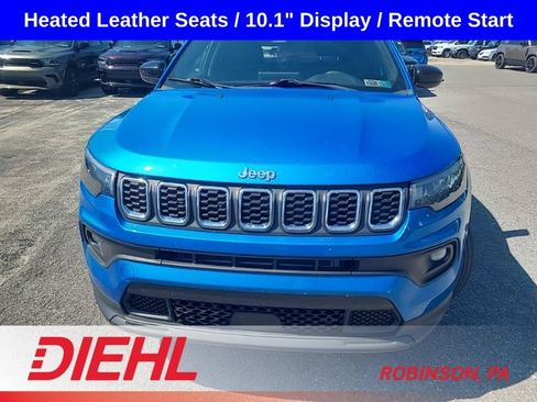 Used 2024 Jeep Compass Latitude AWD/4WD image 3
