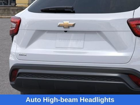 New 2026 Chevrolet Trax LS w/ LS Convenience Package image 15