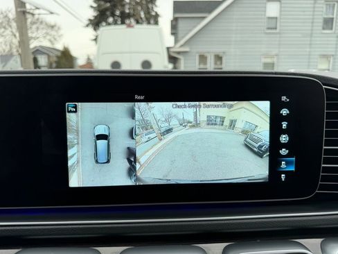 Used 2020 Mercedes-Benz GLS 450 4MATIC image 15