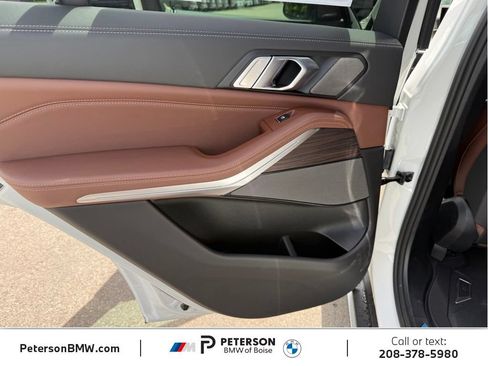 New 2026 BMW X5 xDrive50e w/ Premium Package AWD/4WD image 19