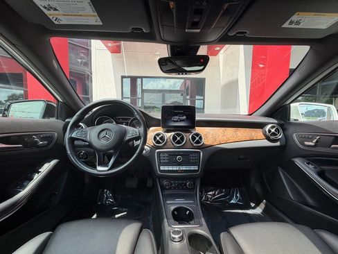 Used 2019 Mercedes-Benz GLA 250 4MATIC image 23
