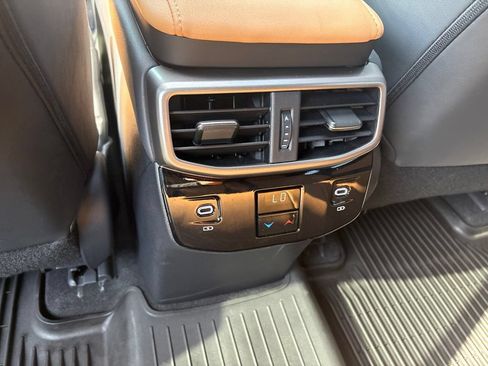 Used 2025 Lexus RX 350 Premium Plus w/ Convenience Package FWD image 19
