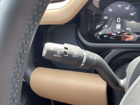 New 2026 Land Rover Defender 110 X-Dynamic SE AWD/4WD image 37