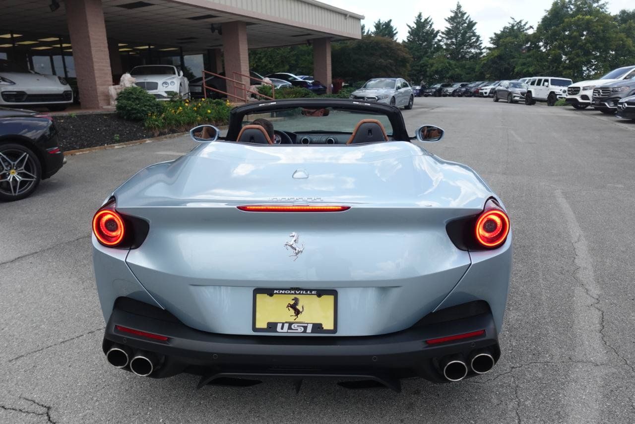 Used 2019 Ferrari Portofino RWD image 7