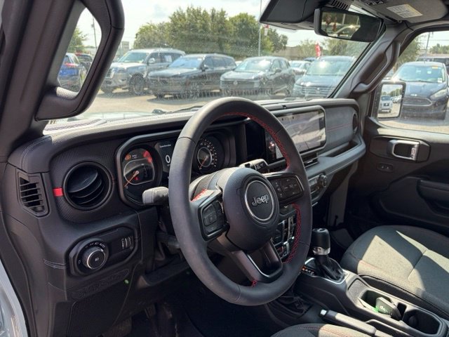 Used 2024 Jeep Wrangler Unlimited Rubicon w/ Technology Group AWD/4WD image 20