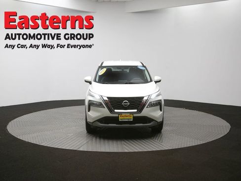 Used 2022 Nissan Rogue SV image 48