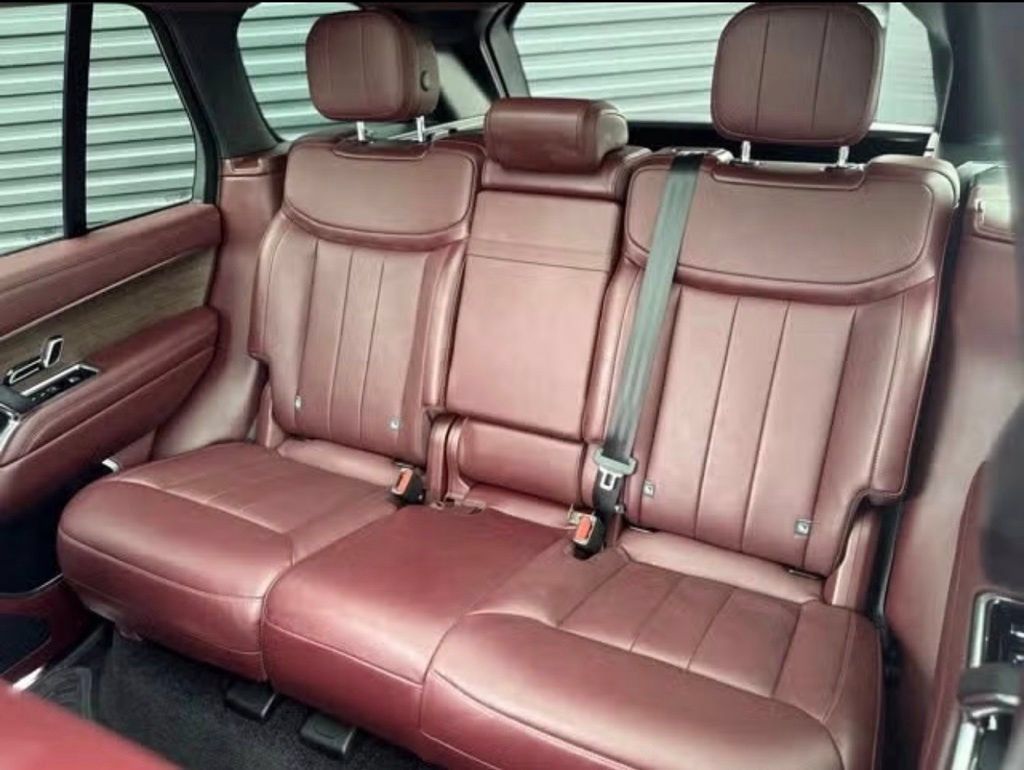Used 2023 Land Rover Range Rover SE AWD/4WD image 28