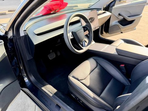 Used 2024 Tesla Model 3 Standard Range RWD image 19