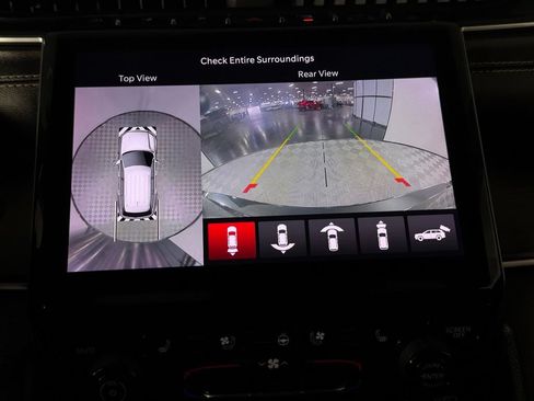 Certified 2023 Jeep Grand Cherokee L Limited w/ Luxury Tech Group II RWD image 20