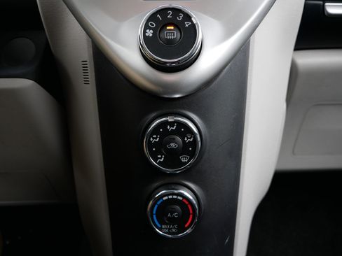 Used 2012 Scion iQ image 23