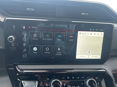 Used 2024 GMC Sierra 1500 AT4 w/ Technology Package image 17