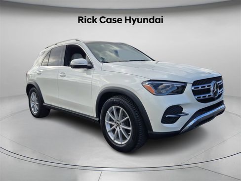 Used 2024 Mercedes-Benz GLE 450 4MATIC image 9