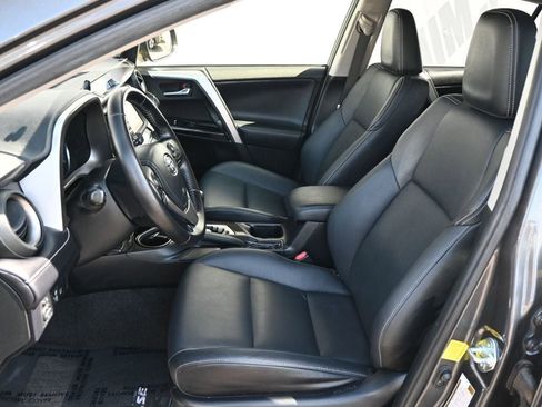 Used 2016 Toyota RAV4 Limited FWD image 14