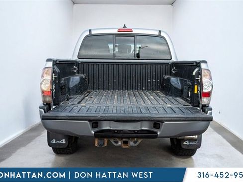 Used 2015 Toyota Tacoma 4x4 Double Cab image 30