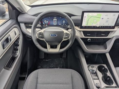 New 2026 Ford Explorer Active image 17