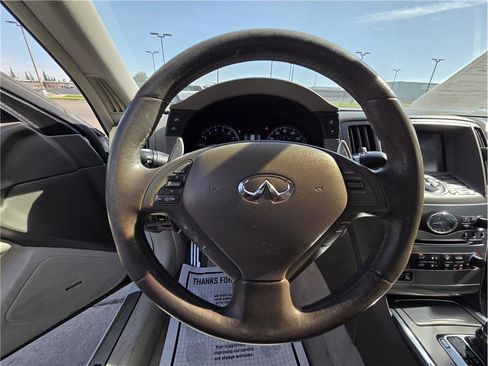 Used 2013 INFINITI G37 Journey w/ Premium Pkg RWD image 16