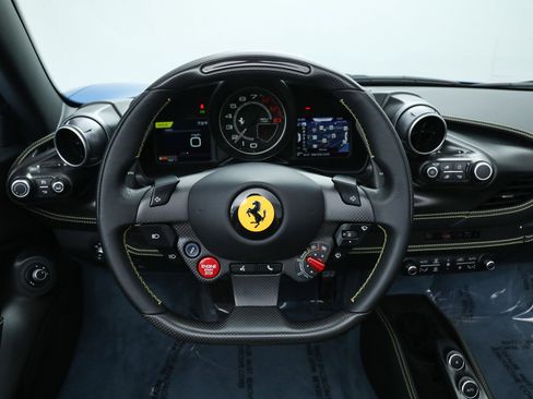Certified 2022 Ferrari F8 Tributo RWD image 6