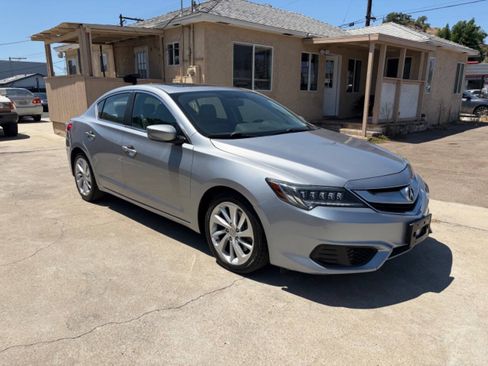 Used 2017 Acura ILX FWD image 7
