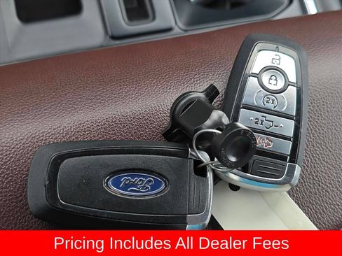 Used 2023 Ford F150 Lariat AWD/4WD image 25