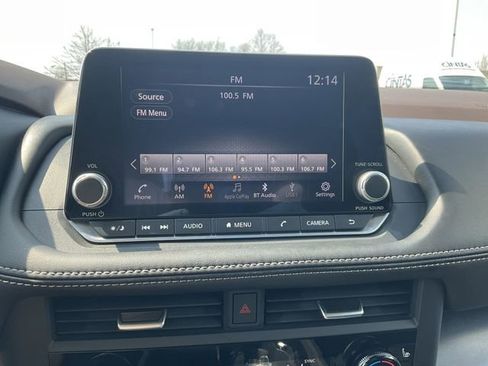 Certified 2023 Nissan Rogue SV w/ SV Premium B Package image 15