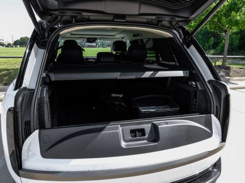 New 2026 Land Rover Range Rover Long Wheelbase SE AWD/4WD image 72