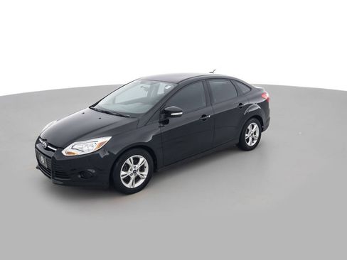 Used 2013 Ford Focus SE FWD image 9