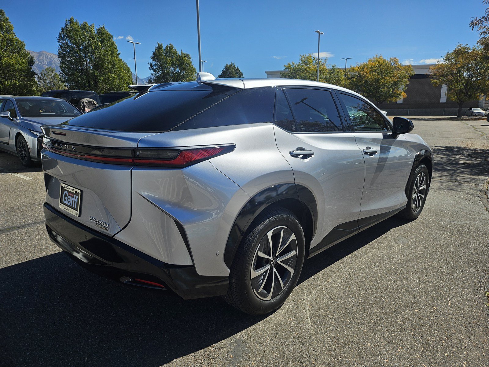Used 2023 Lexus RZ 450e Premium w/ Technology Package AWD/4WD image 5