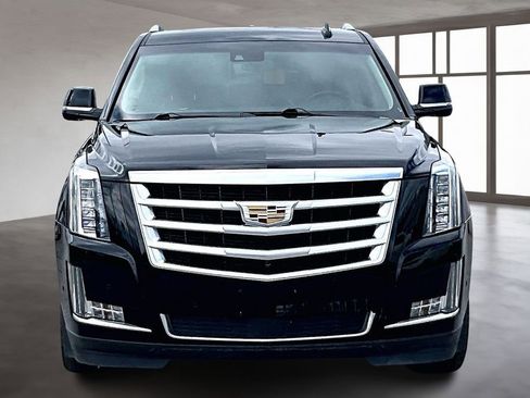 Used 2019 Cadillac Escalade Premium Luxury image 4