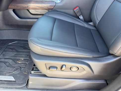 New 2026 GMC Sierra 2500 SLT w/ SLT Premium Package image 14