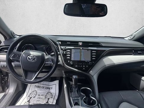 Used 2019 Toyota Camry XLE w/ Driver Assist Package FWD image 17