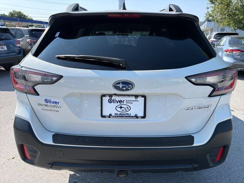 Used 2021 Subaru Outback Premium AWD/4WD image 12
