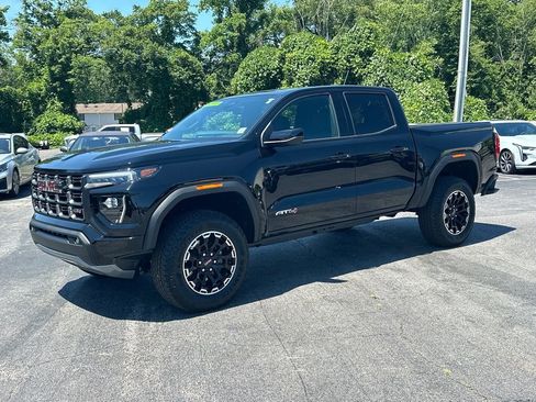 New 2026 GMC Canyon AT4 AWD/4WD image 2