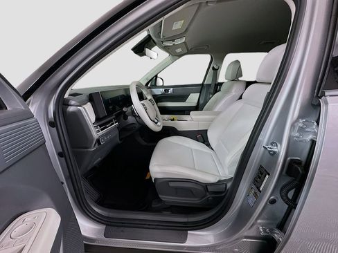 New 2026 Hyundai Santa Fe SE image 15