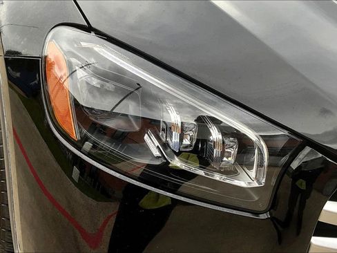 Used 2024 Mercedes-Benz GLS 450 4MATIC image 42