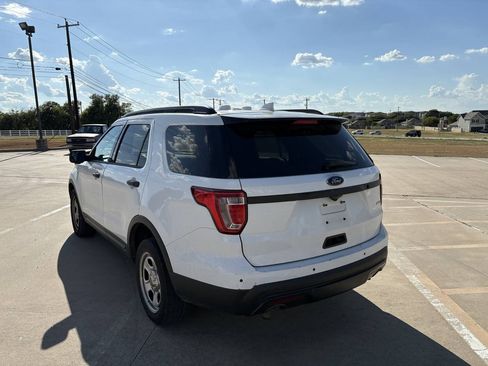 Used 2016 Ford Explorer 4WD Police Interceptor image 3
