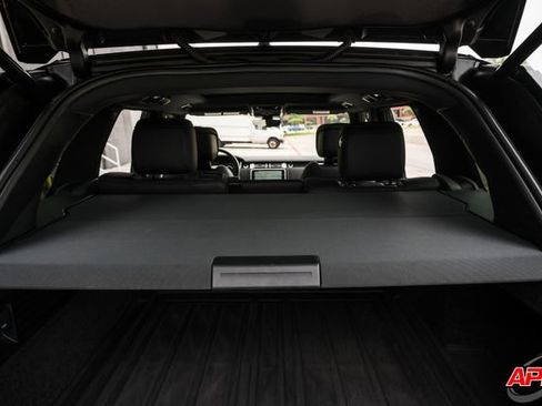 Used 2018 Land Rover Range Rover HSE image 70